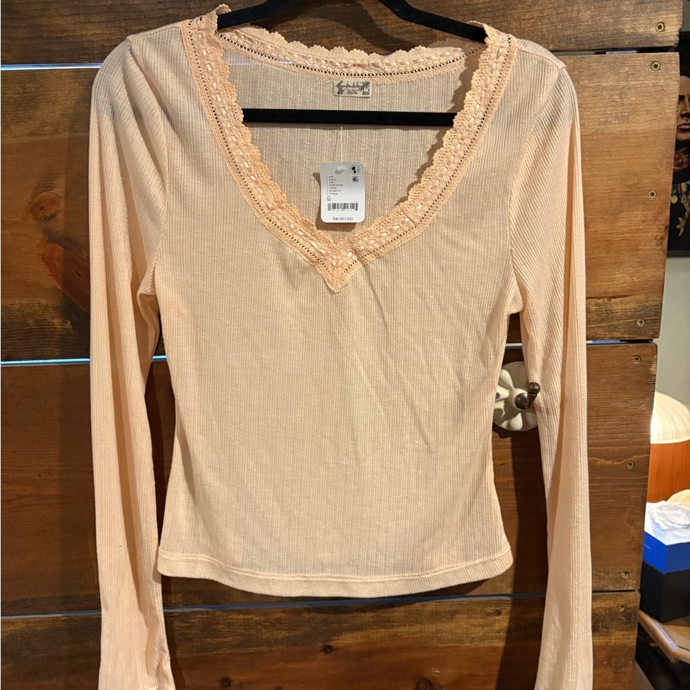 NWT Free People Peach Lace V-Neck Long Sleeve Top